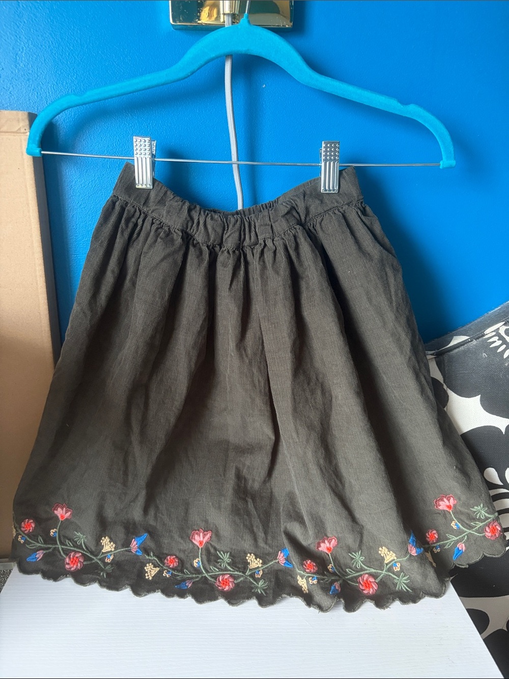 Kids green corduroy Skirt with decorative floral embroidery